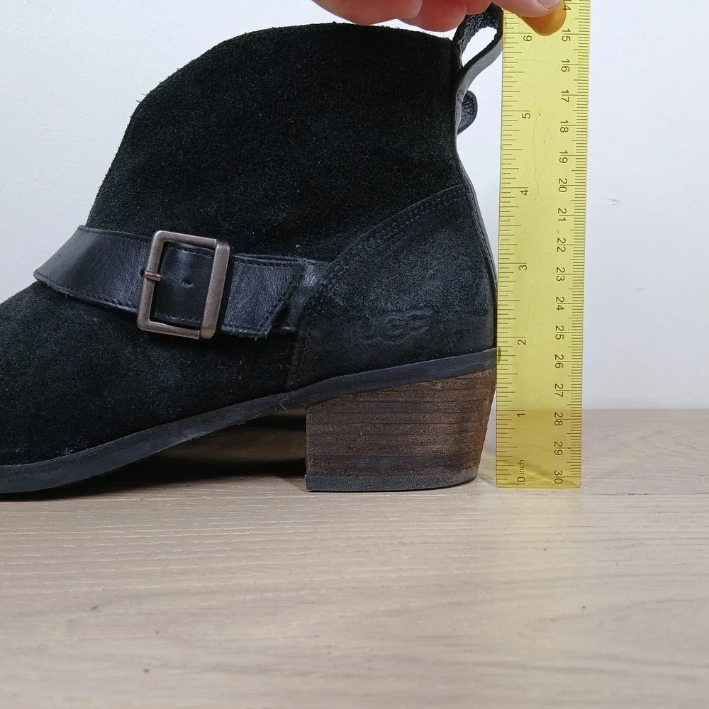 UGG Ankle Boots Womens 8.5 Black Suede Buckle Western Boho Moto Block Heel